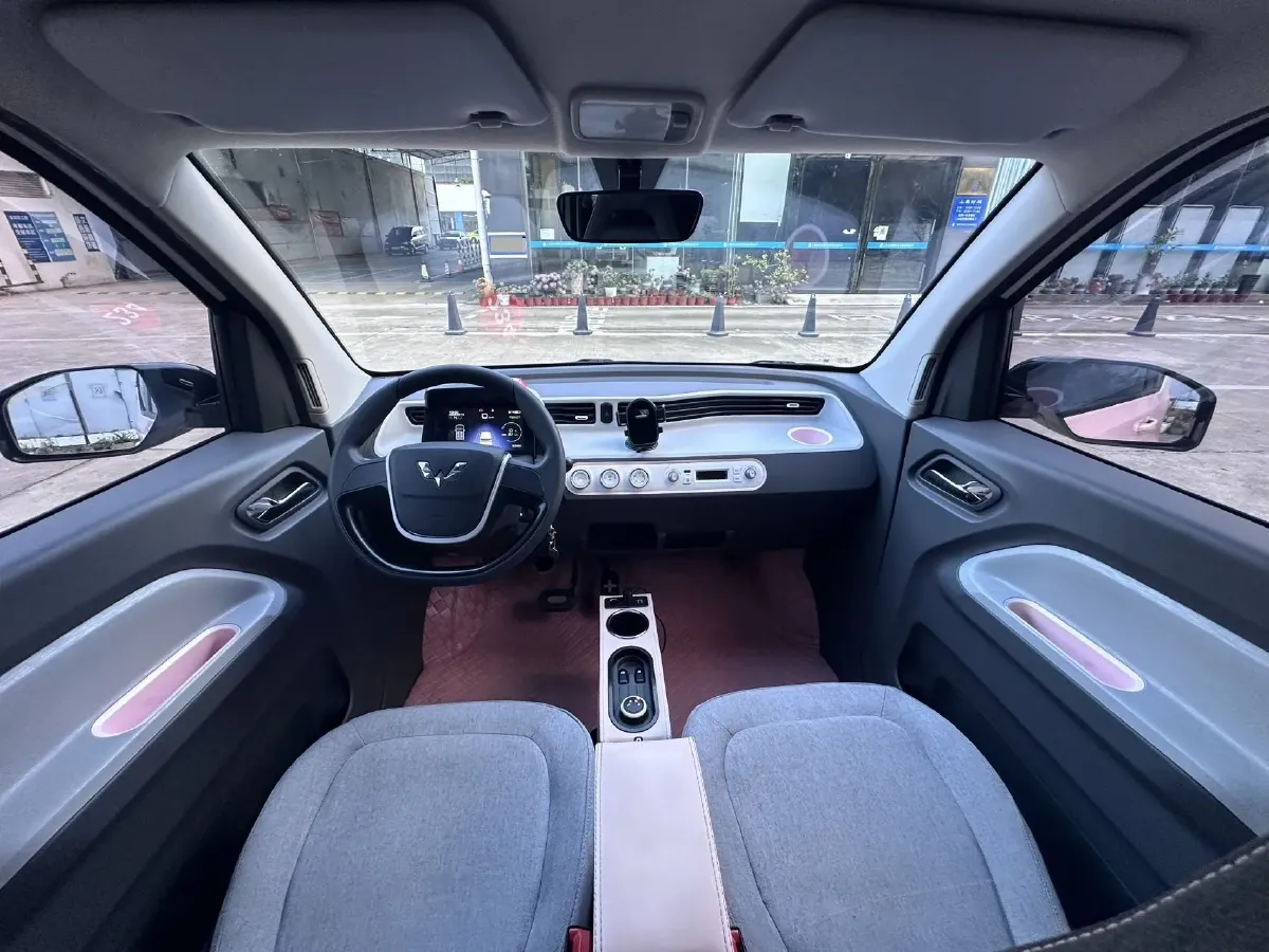 2021 WuLing HongGuang MINI EV BEV 9.3KWH,autocango,china used car exporter,china ev exporter,chinese used car exporter,chinese used ev exporter