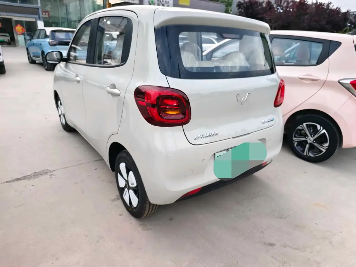2025 WuLing HongGuang MINI EV BEV 16.2KWH,autocango,china used car exporter,china ev exporter,chinese used car exporter,chinese used ev exporter