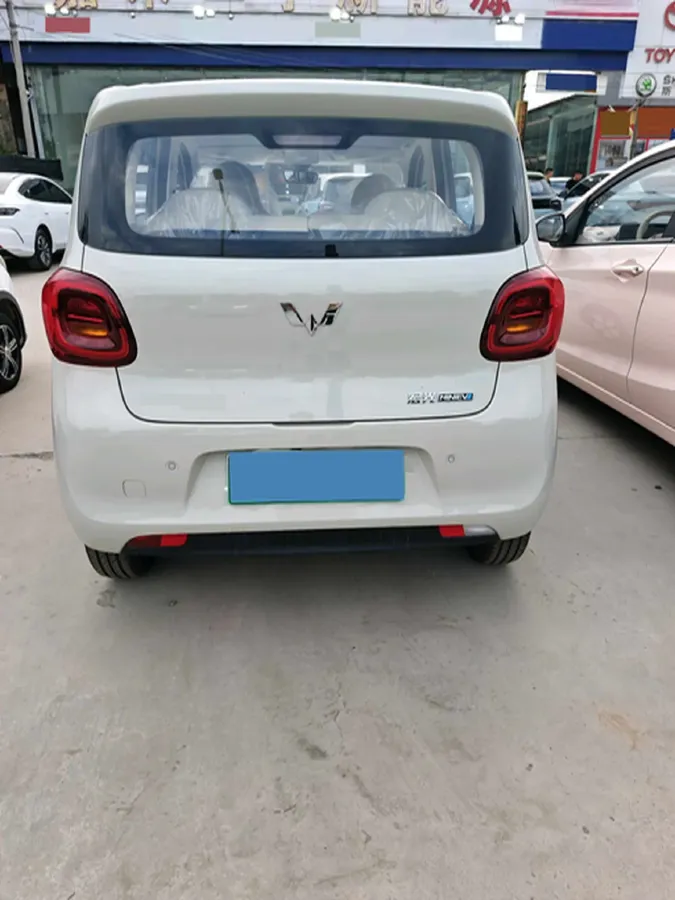 2025 WuLing HongGuang MINI EV BEV 16.2KWH,autocango,china used car exporter,china ev exporter,chinese used car exporter,chinese used ev exporter