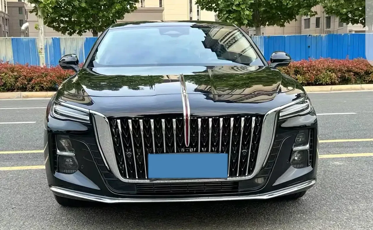 2024 HongQi H5 2.0T 224HP L4 8AT,autocango,china used car exporter,china ev exporter,chinese used car exporter,chinese used ev exporter