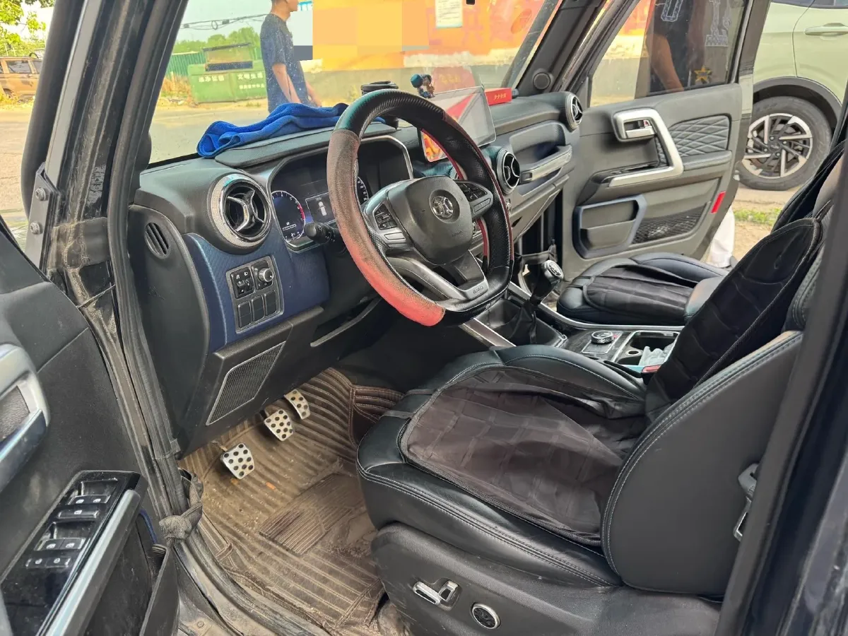 2018 Beijing BJ40 2.0T 204HP L4 5MT,autocango,china used car exporter,china ev exporter,chinese used car exporter,chinese used ev exporter