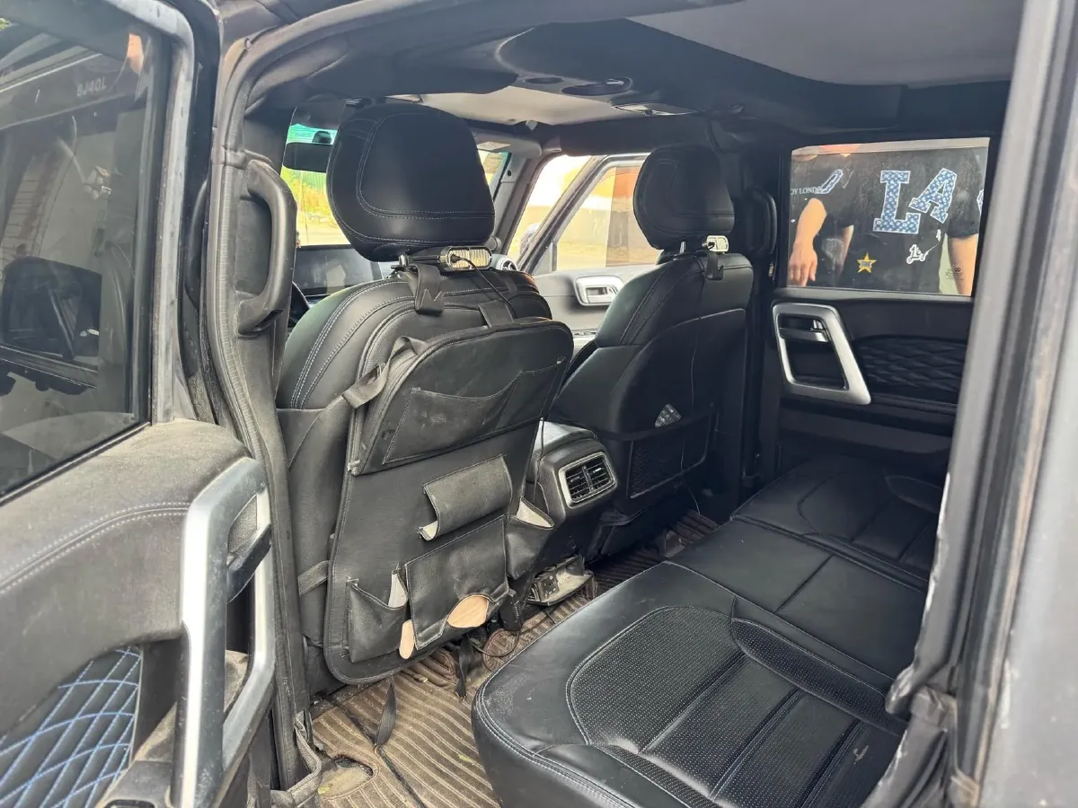 2018 Beijing BJ40 2.0T 204HP L4 5MT,autocango,china used car exporter,china ev exporter,chinese used car exporter,chinese used ev exporter