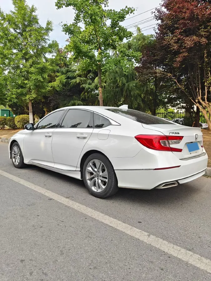 2018 Honda Accord 1.5T 194HP L4 CVT,autocango,china used car exporter,china ev exporter,chinese used car exporter,chinese used ev exporter