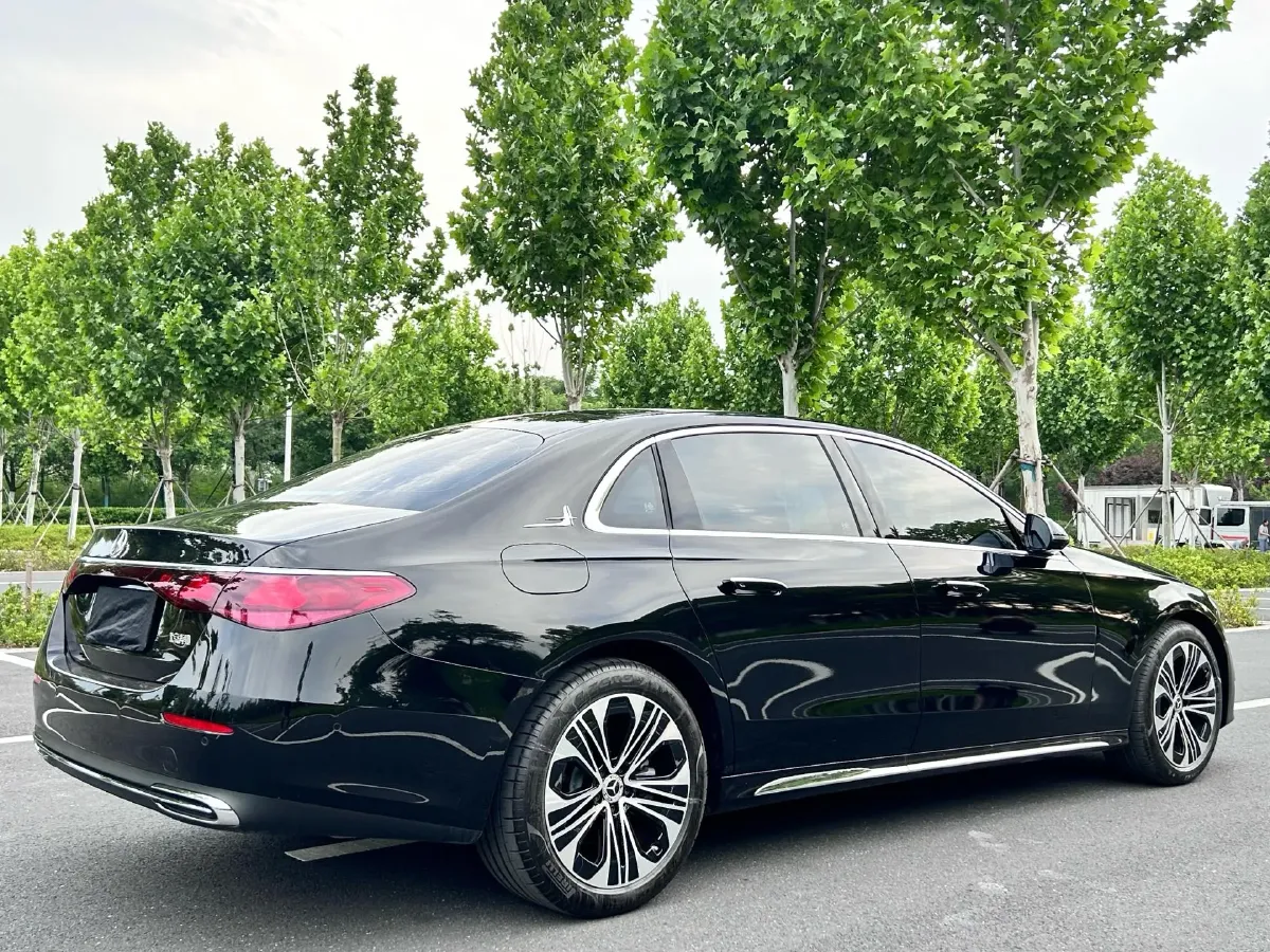 2025 Mercedes-Benz E Class 2.0T 258HP L4 9AT,autocango,china used car exporter,china ev exporter,chinese used car exporter,chinese used ev exporter