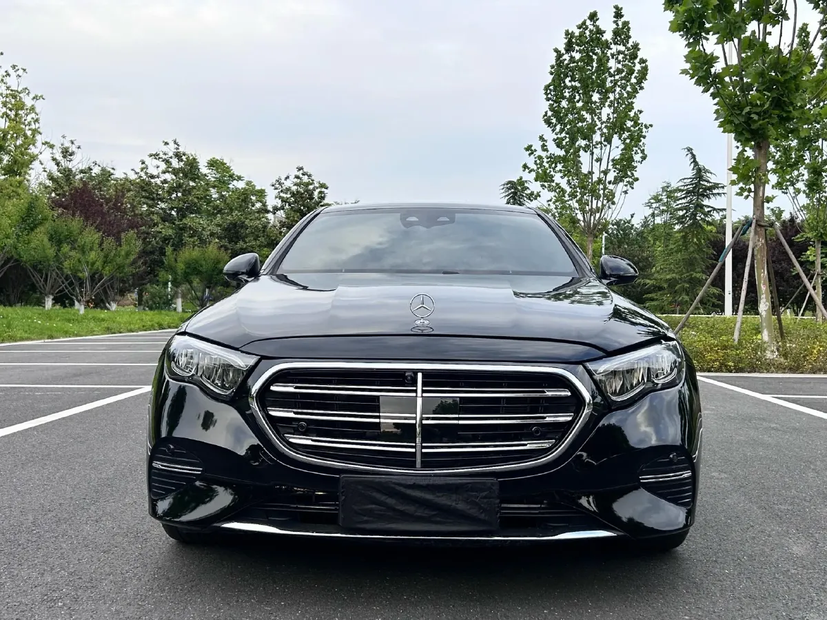 2025 Mercedes-Benz E Class 2.0T 258HP L4 9AT,autocango,china used car exporter,china ev exporter,chinese used car exporter,chinese used ev exporter