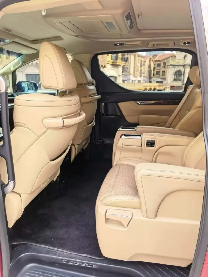 2018 Toyota Alphard 3.5L 301HP V6 8AT,autocango,china used car exporter,china ev exporter,chinese used car exporter,chinese used ev exporter