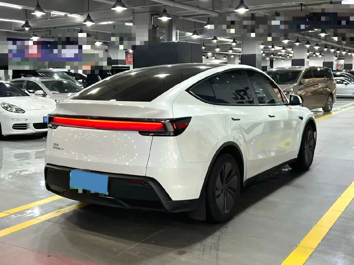 2026 Tesla Model Y BEV,autocango,china used car exporter,china ev exporter,chinese used car exporter,chinese used ev exporter