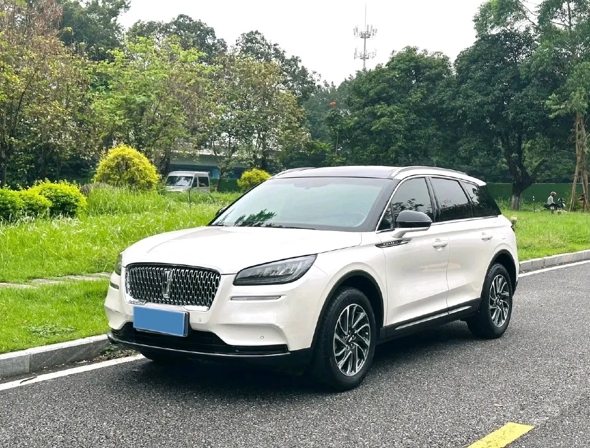 2021 Lincoln Corsair 2.0T 245HP L4 8AT,autocango,china used car exporter,china ev exporter,chinese used car exporter,chinese used ev exporter