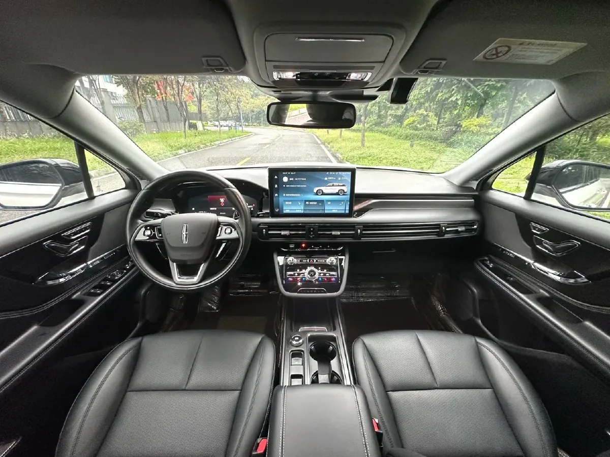 2021 Lincoln Corsair 2.0T 245HP L4 8AT,autocango,china used car exporter,china ev exporter,chinese used car exporter,chinese used ev exporter