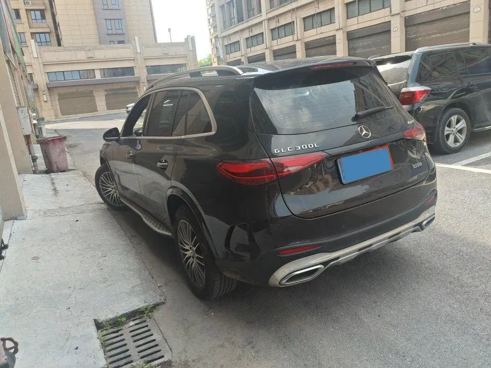 2024 Mercedes-Benz GLC Class 2.0T 258HP L4 9AT,autocango,china used car exporter,china ev exporter,chinese used car exporter,chinese used ev exporter