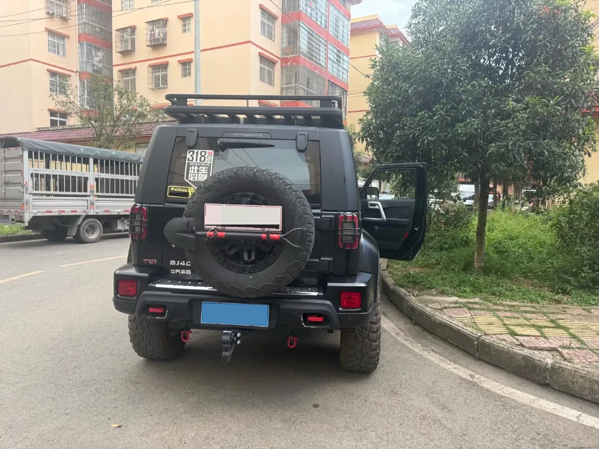 2021 Beijing BJ40 2.0T 163HP L4 8AT,autocango,china used car exporter,china ev exporter,chinese used car exporter,chinese used ev exporter