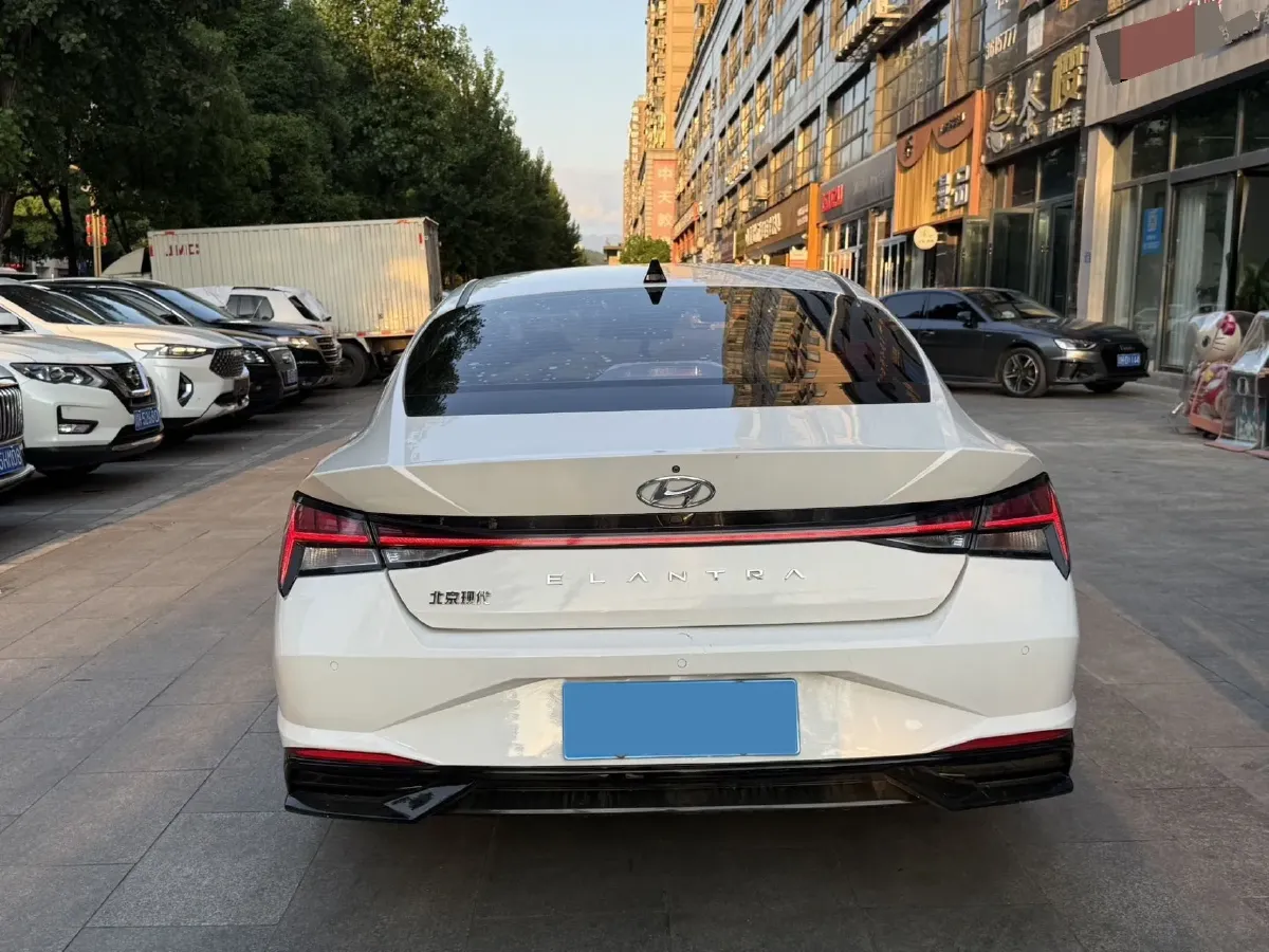 2021 Hyundai Elantra 1.5L 115HP L4 CVT,autocango,china used car exporter,china ev exporter,chinese used car exporter,chinese used ev exporter