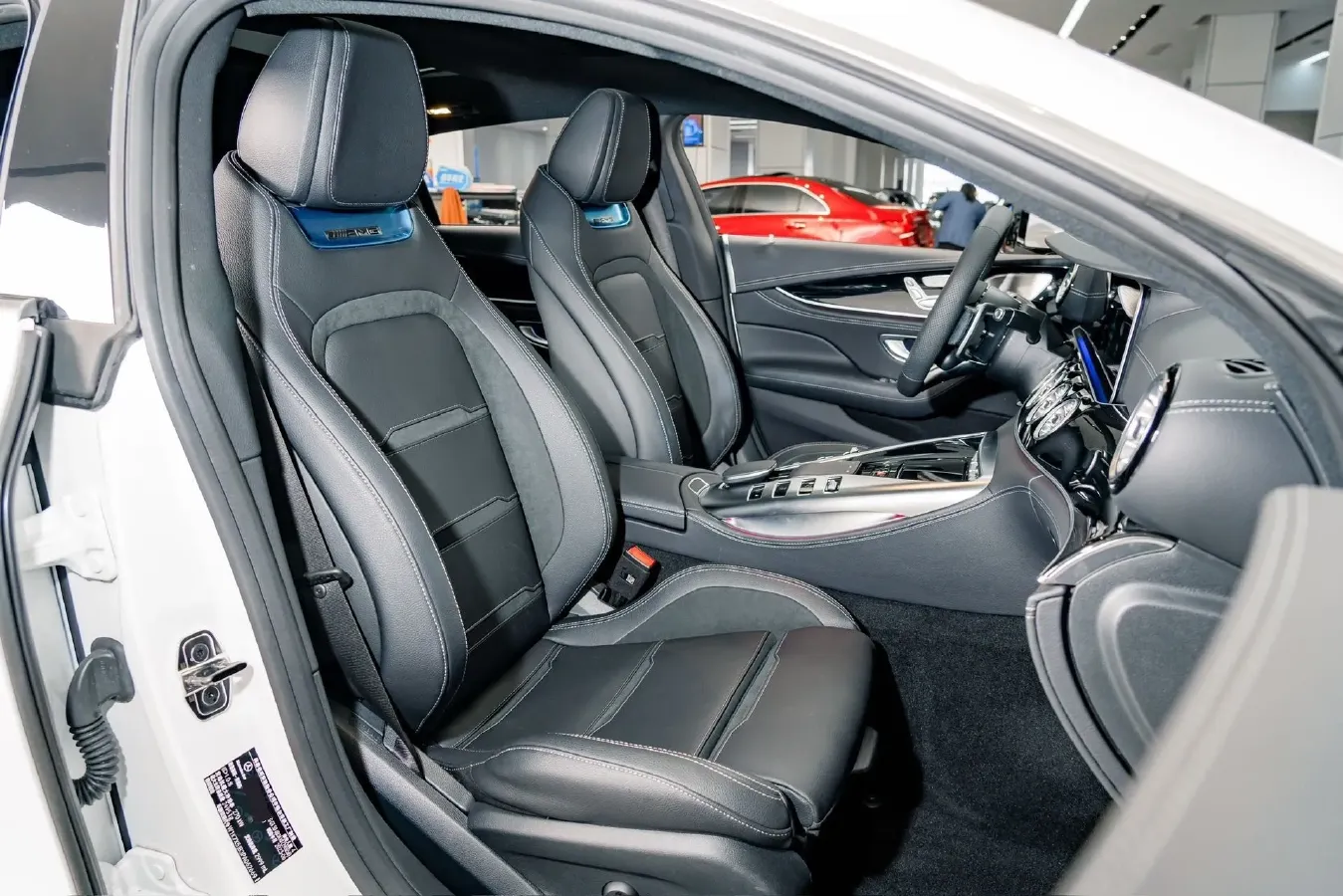 2023 Mercedes-Benz AMG GT 3.0T 367HP L6 9AT,autocango,china used car exporter,china ev exporter,chinese used car exporter,chinese used ev exporter