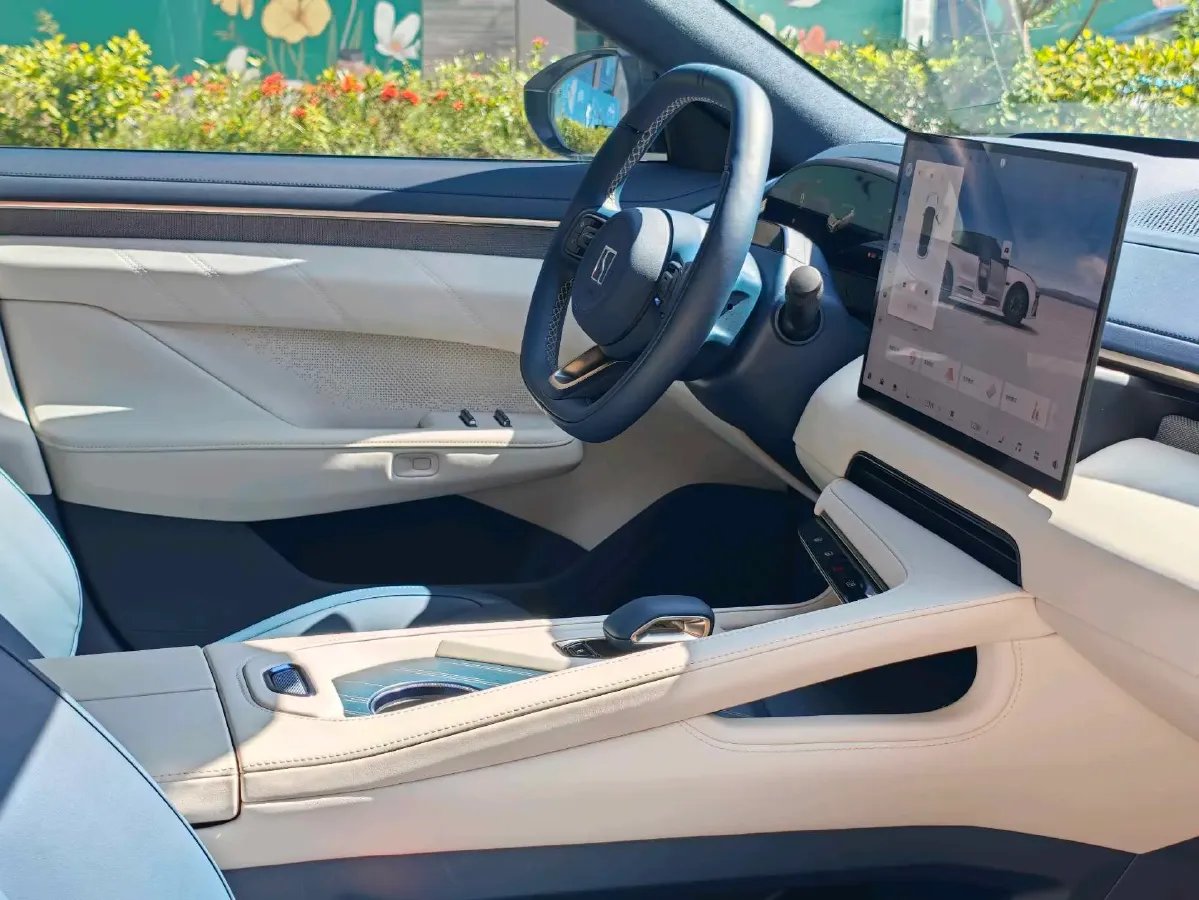 2024 Zeekr 001 BEV 100KWH,autocango,china used car exporter,china ev exporter,chinese used car exporter,chinese used ev exporter