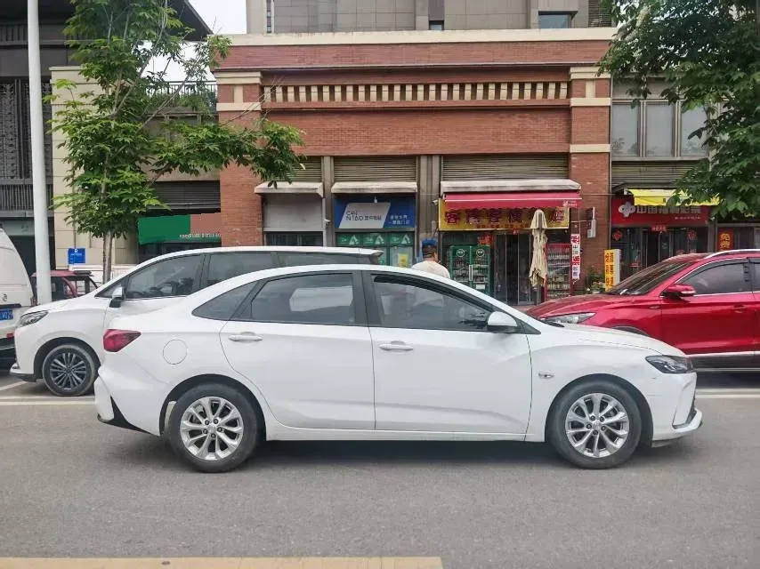 2023 Chevrolet Monza 1.5L 113HP L4 6DCT,autocango,china used car exporter,china ev exporter,chinese used car exporter,chinese used ev exporter