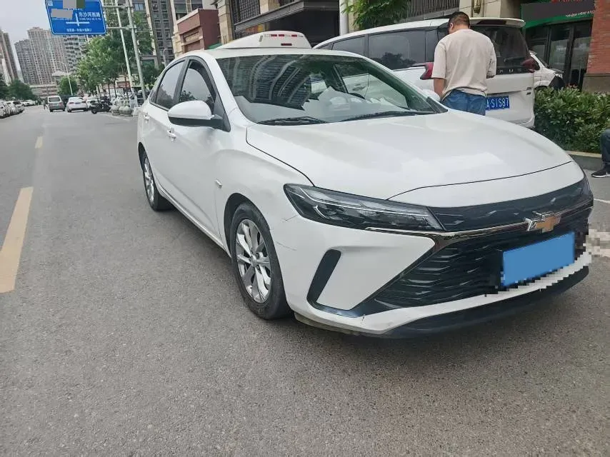 2023 Chevrolet Monza 1.5L 113HP L4 6DCT,autocango,china used car exporter,china ev exporter,chinese used car exporter,chinese used ev exporter