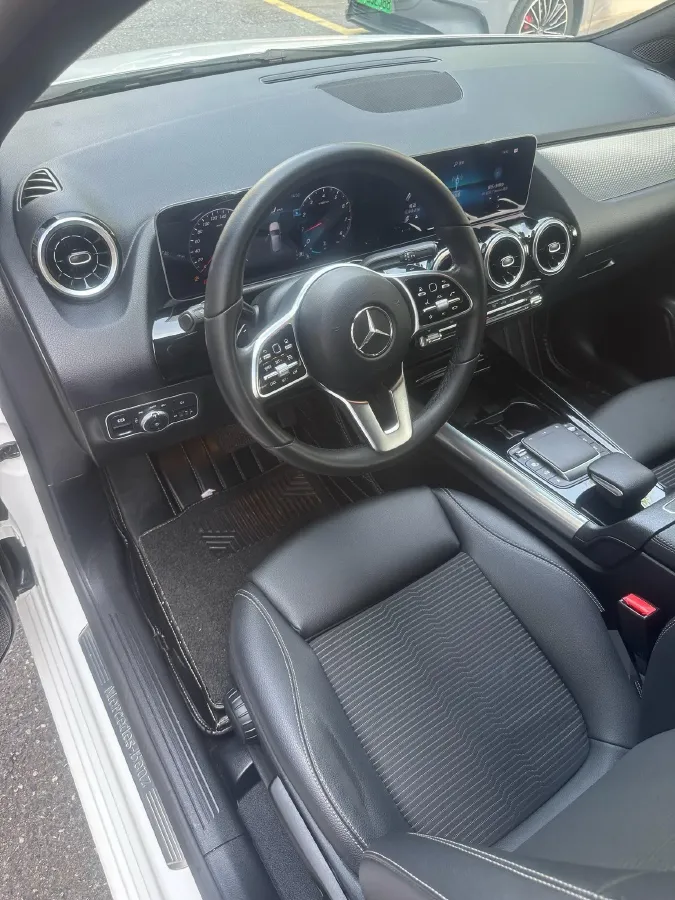 2020 Mercedes-Benz B Class 1.3T 136HP L4 7DCT,autocango,china used car exporter,china ev exporter,chinese used car exporter,chinese used ev exporter