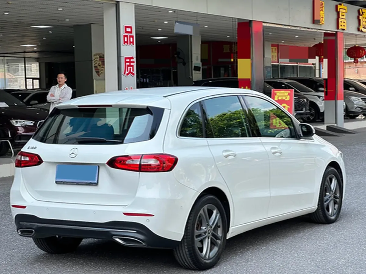 2020 Mercedes-Benz B Class 1.3T 136HP L4 7DCT,autocango,china used car exporter,china ev exporter,chinese used car exporter,chinese used ev exporter