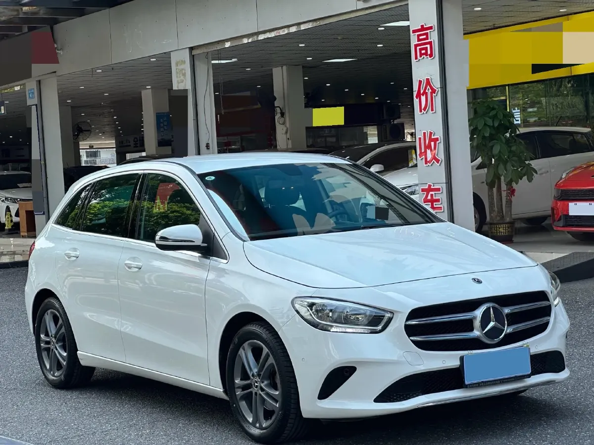 2020 Mercedes-Benz B Class 1.3T 136HP L4 7DCT,autocango,china used car exporter,china ev exporter,chinese used car exporter,chinese used ev exporter