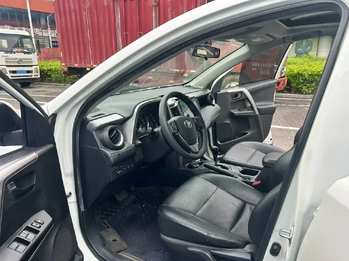 2019 Toyota RAV4 2.0L 151HP L4 CVT,autocango,china used car exporter,china ev exporter,chinese used car exporter,chinese used ev exporter