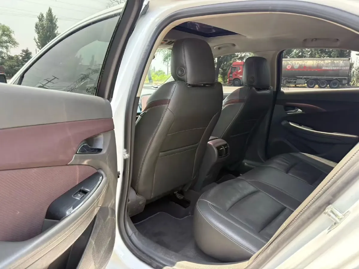 2018 Chevrolet Malibu 1.5T 170HP L4 6AT,autocango,china used car exporter,china ev exporter,chinese used car exporter,chinese used ev exporter