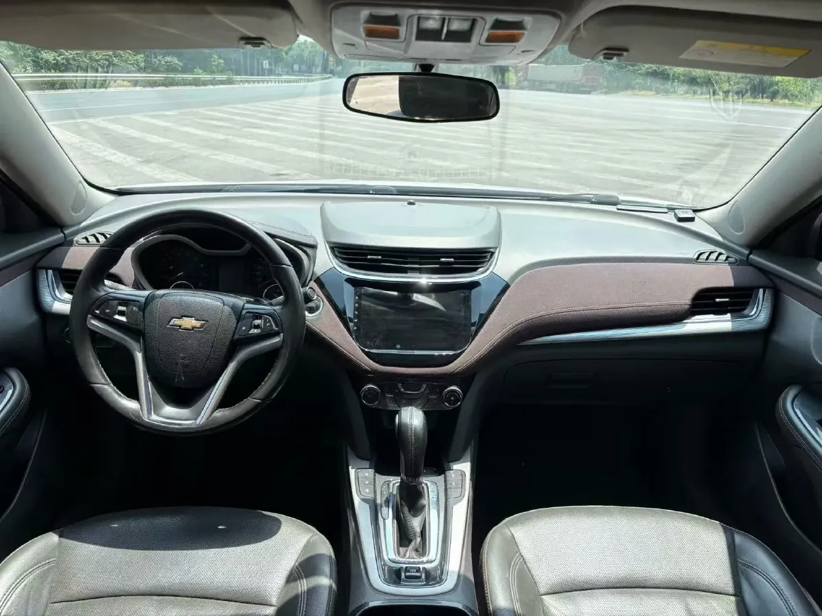 2018 Chevrolet Malibu 1.5T 170HP L4 6AT,autocango,china used car exporter,china ev exporter,chinese used car exporter,chinese used ev exporter