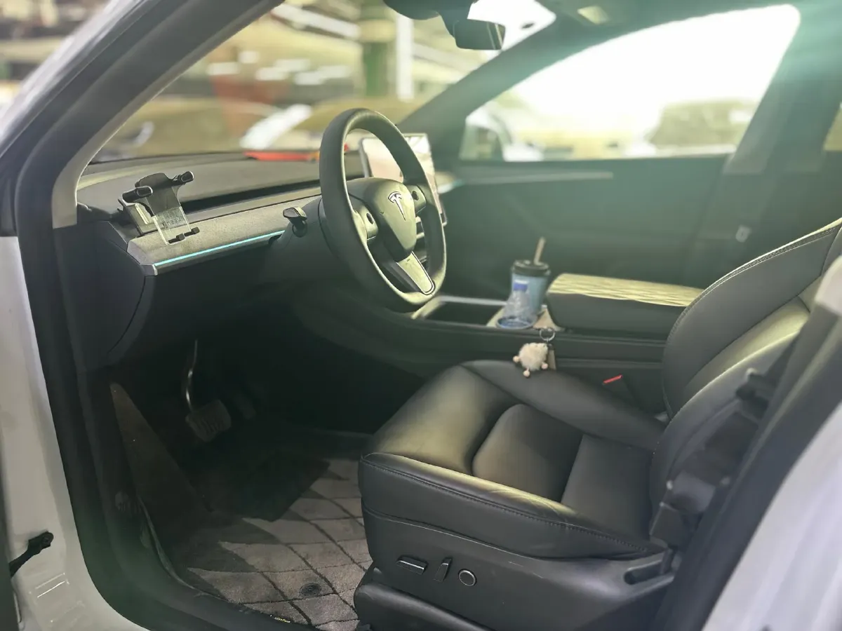 2024 Iveco OuSheng BEV 77.28KWH,autocango,china used car exporter,china ev exporter,chinese used car exporter,chinese used ev exporter