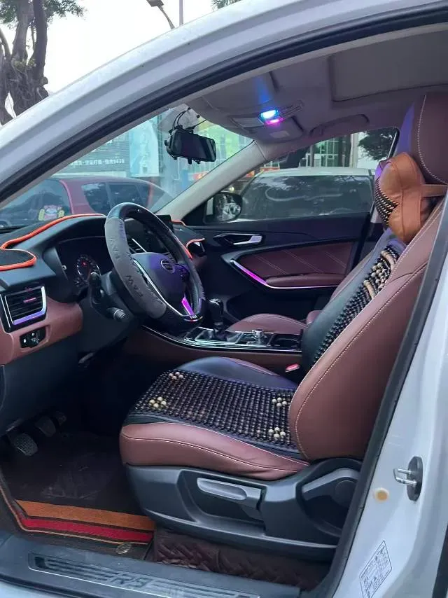2018 FAW Senia R9 1.2T 143HP L4 5MT,autocango,china used car exporter,china ev exporter,chinese used car exporter,chinese used ev exporter