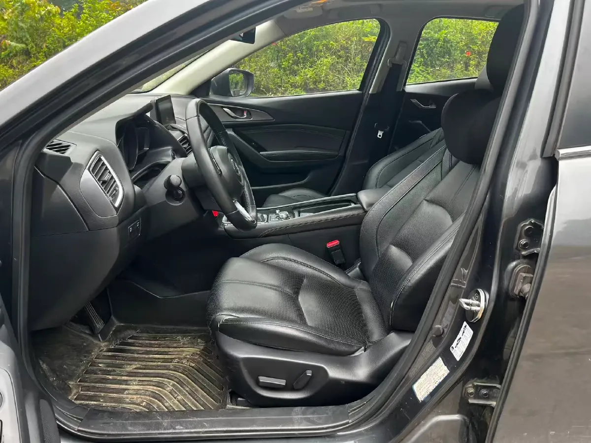 2017 Mazda 3 Axela 2.0L 158HP L4 6AT,autocango,china used car exporter,china ev exporter,chinese used car exporter,chinese used ev exporter