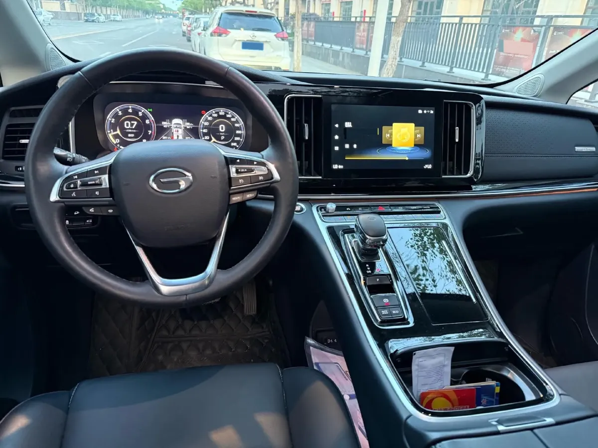 2023 GAC Trumpchi M8 2.0T 252HP L4 8AT,autocango,china used car exporter,china ev exporter,chinese used car exporter,chinese used ev exporter