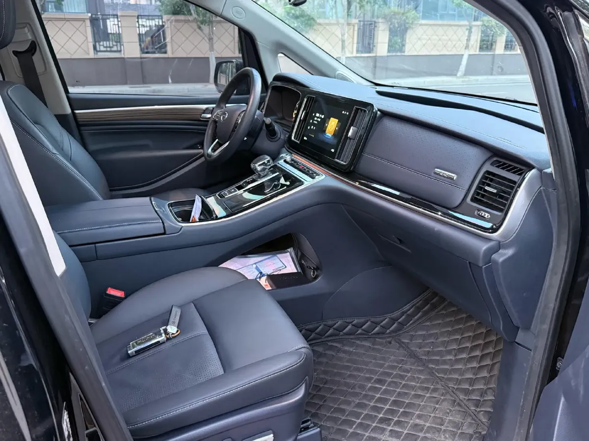 2023 GAC Trumpchi M8 2.0T 252HP L4 8AT,autocango,china used car exporter,china ev exporter,chinese used car exporter,chinese used ev exporter