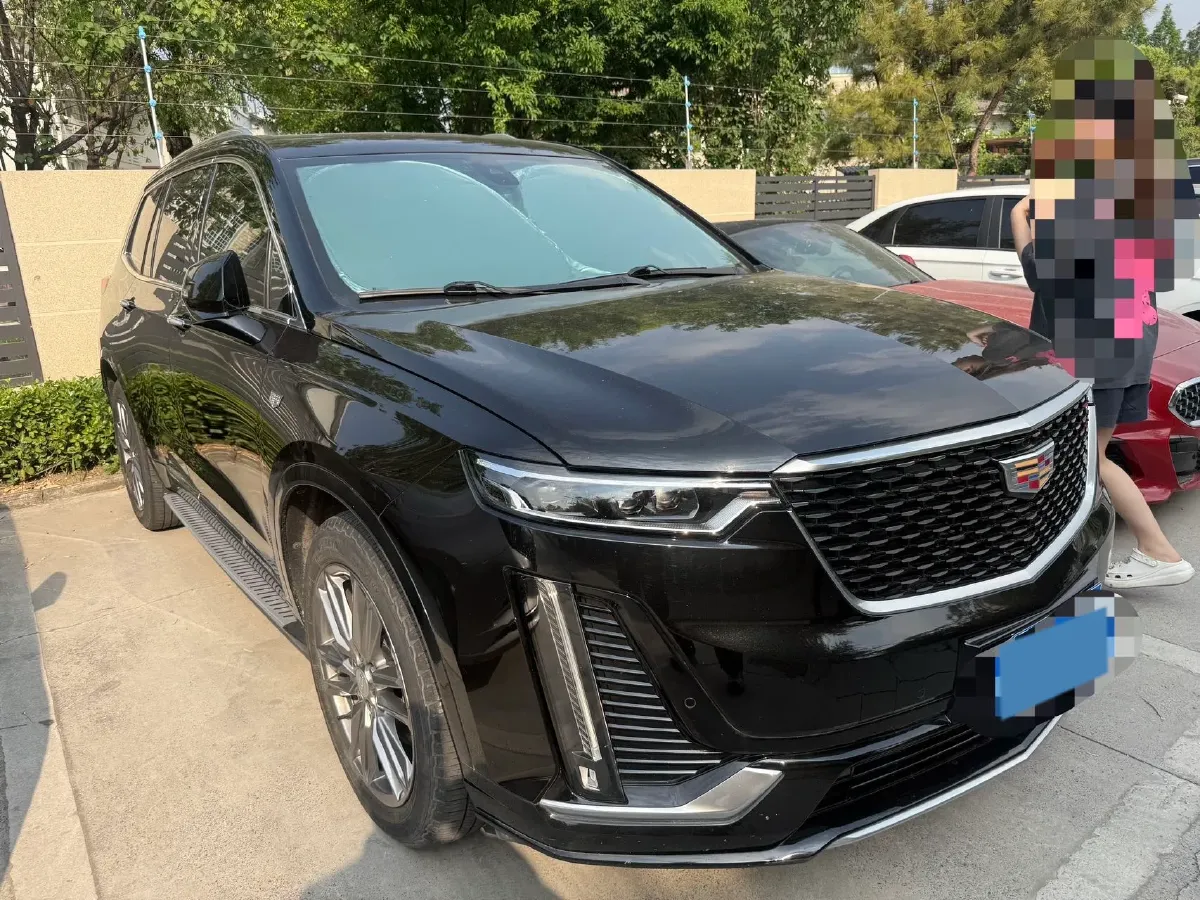 2022 Cadillac XT6 2.0T 237HP L4 9AT,autocango,china used car exporter,china ev exporter,chinese used car exporter,chinese used ev exporter