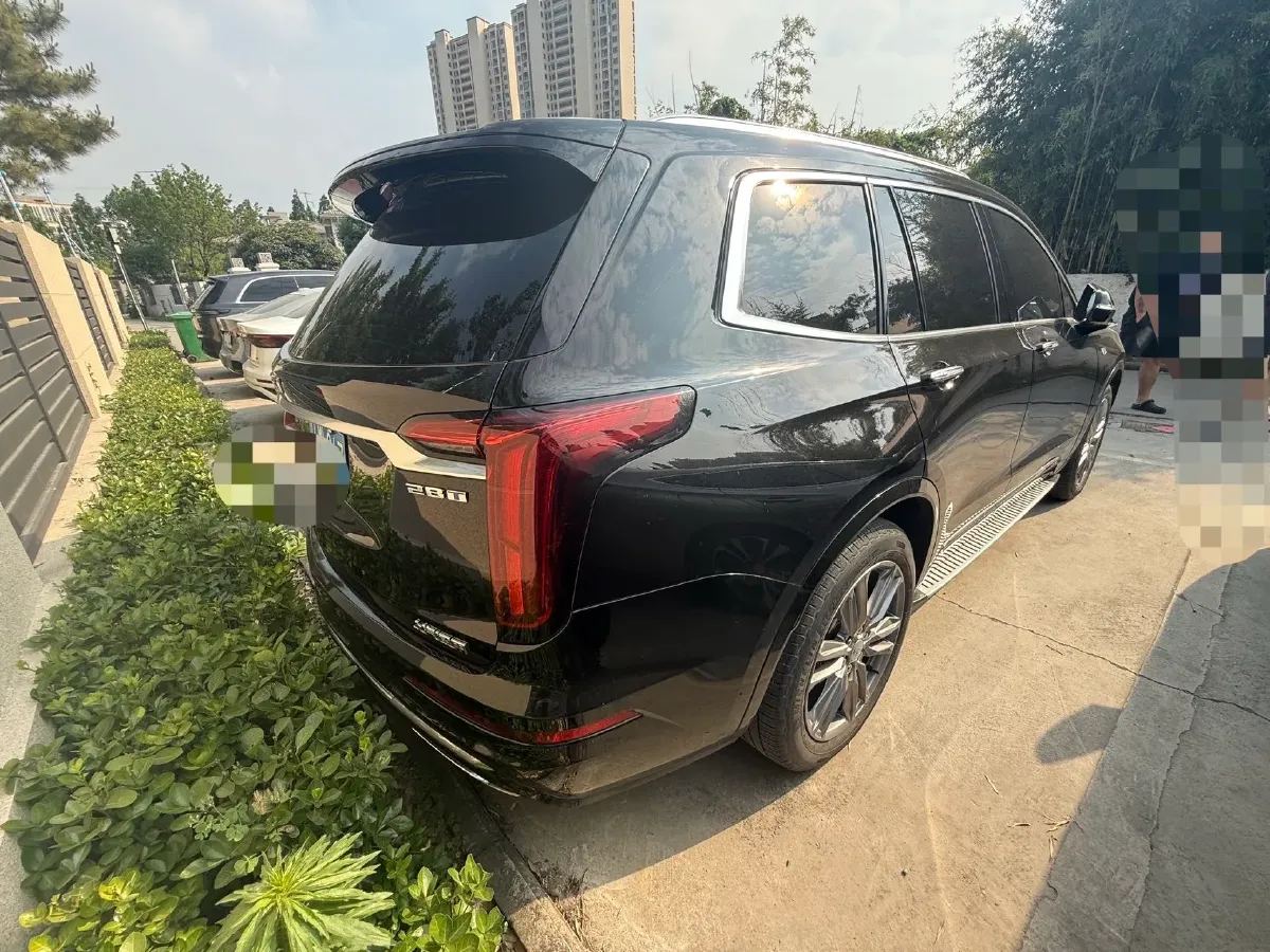 2022 Cadillac XT6 2.0T 237HP L4 9AT,autocango,china used car exporter,china ev exporter,chinese used car exporter,chinese used ev exporter