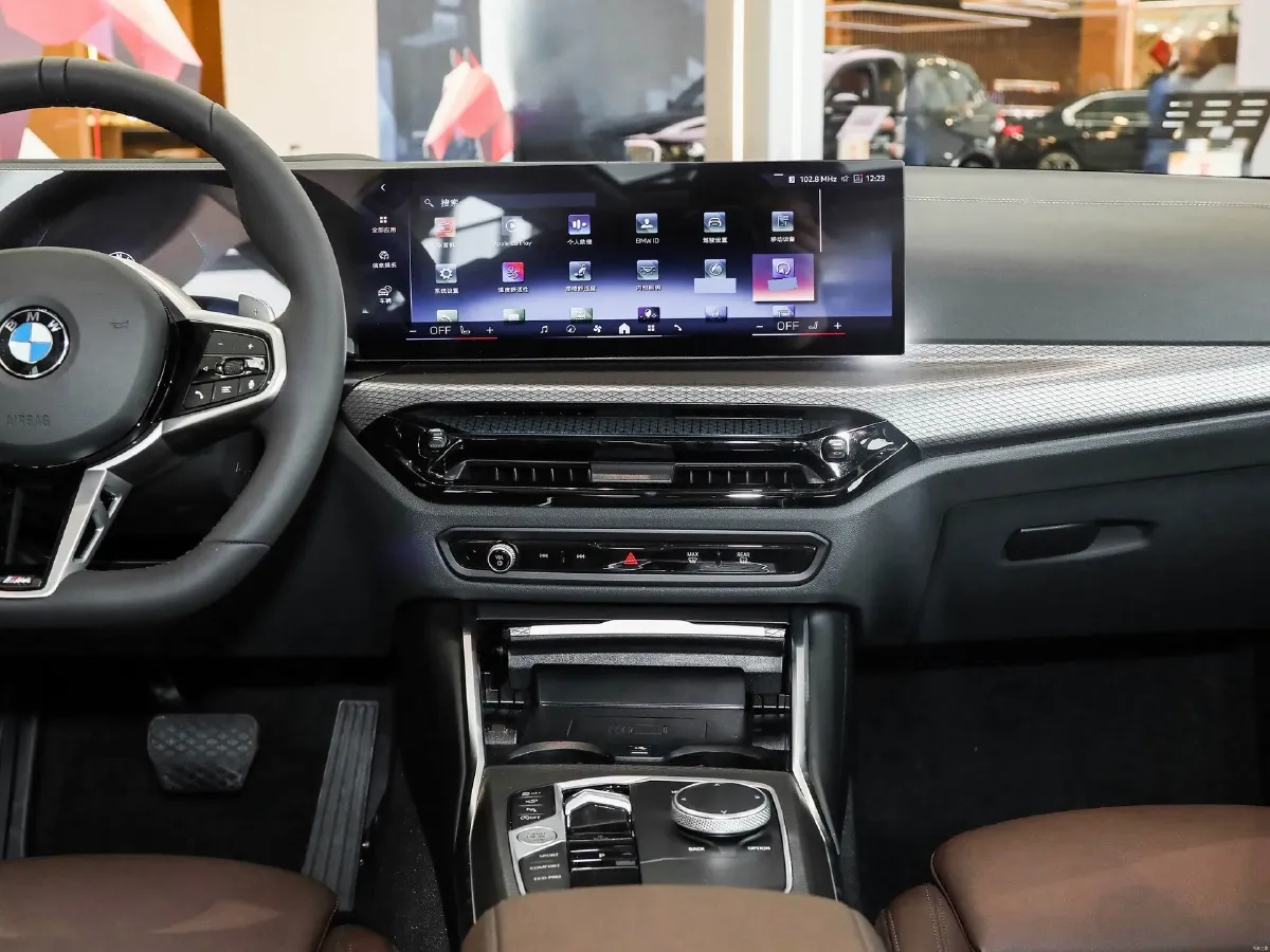 2025 BMW 3 Series 2.0T 245HP L4 8AT,autocango,china used car exporter,china ev exporter,chinese used car exporter,chinese used ev exporter