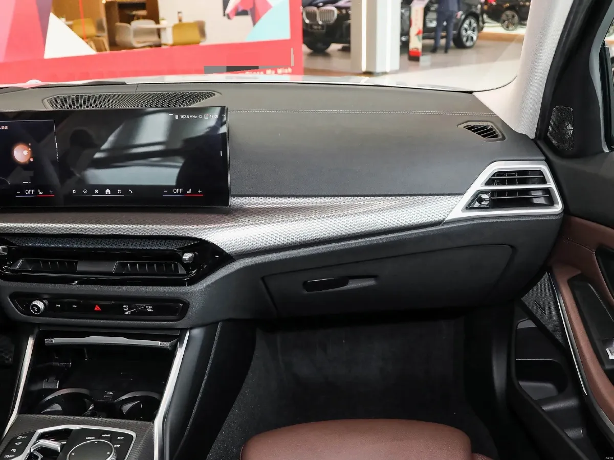 2025 BMW 3 Series 2.0T 245HP L4 8AT,autocango,china used car exporter,china ev exporter,chinese used car exporter,chinese used ev exporter