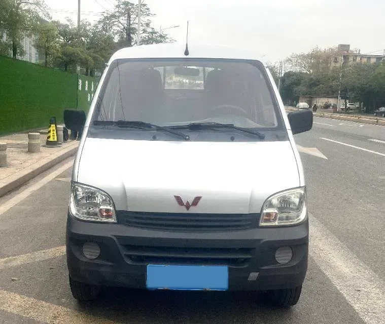 2019 WuLing ZhiGuang Mini Truck 1.2L 82HP L4 5MT,autocango,china used car exporter,china ev exporter,chinese used car exporter,chinese used ev exporter