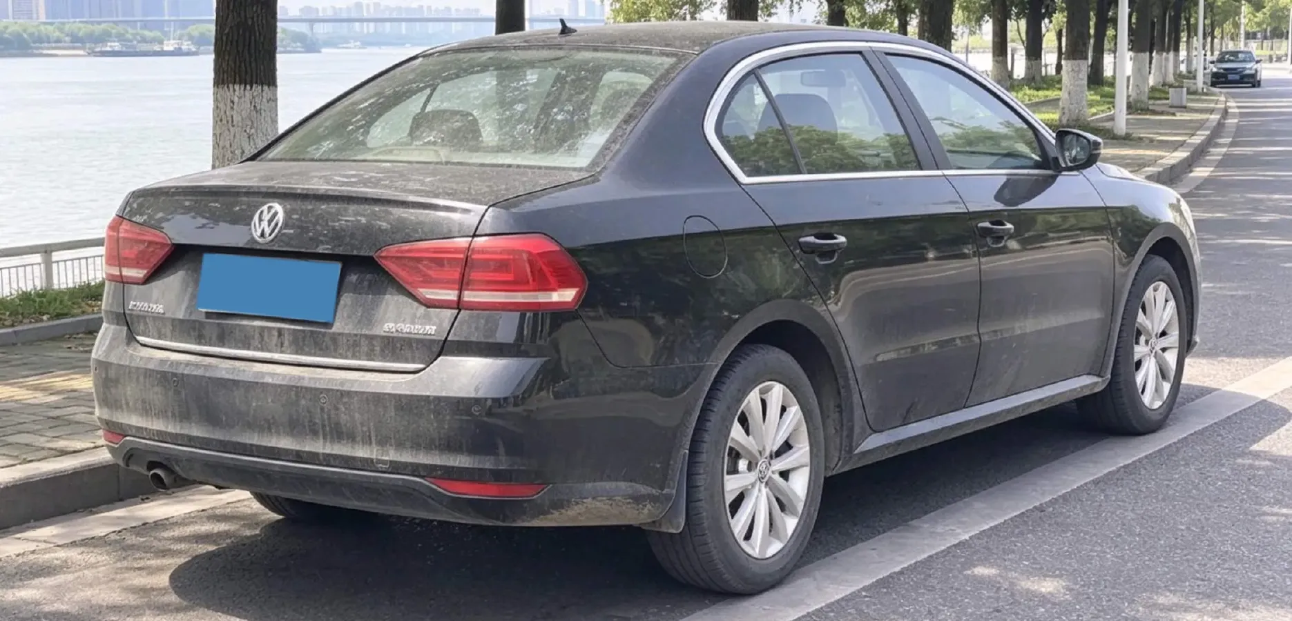 2017 Zotye Damy X7 1.8T 177HP L4 5MT,autocango,china used car exporter,china ev exporter,chinese used car exporter,chinese used ev exporter
