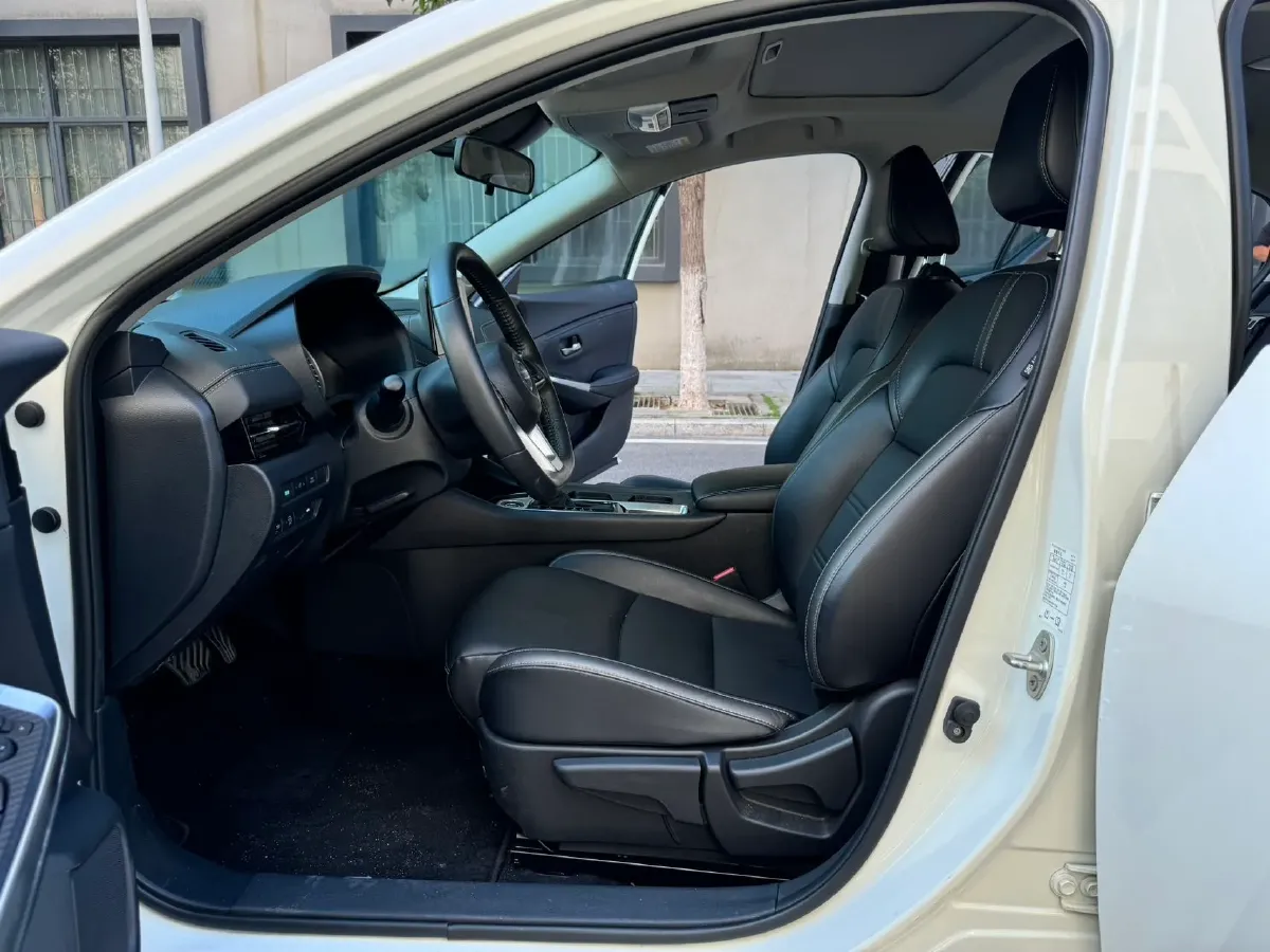 2022 Nissan Sylphy 1.6L 135HP L4 CVT,autocango,china used car exporter,china ev exporter,chinese used car exporter,chinese used ev exporter