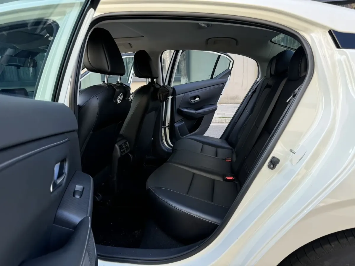 2022 Nissan Sylphy 1.6L 135HP L4 CVT,autocango,china used car exporter,china ev exporter,chinese used car exporter,chinese used ev exporter