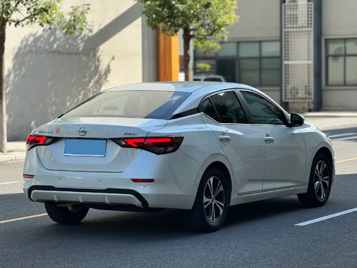 2022 Nissan Sylphy 1.6L 135HP L4 CVT,autocango,china used car exporter,china ev exporter,chinese used car exporter,chinese used ev exporter