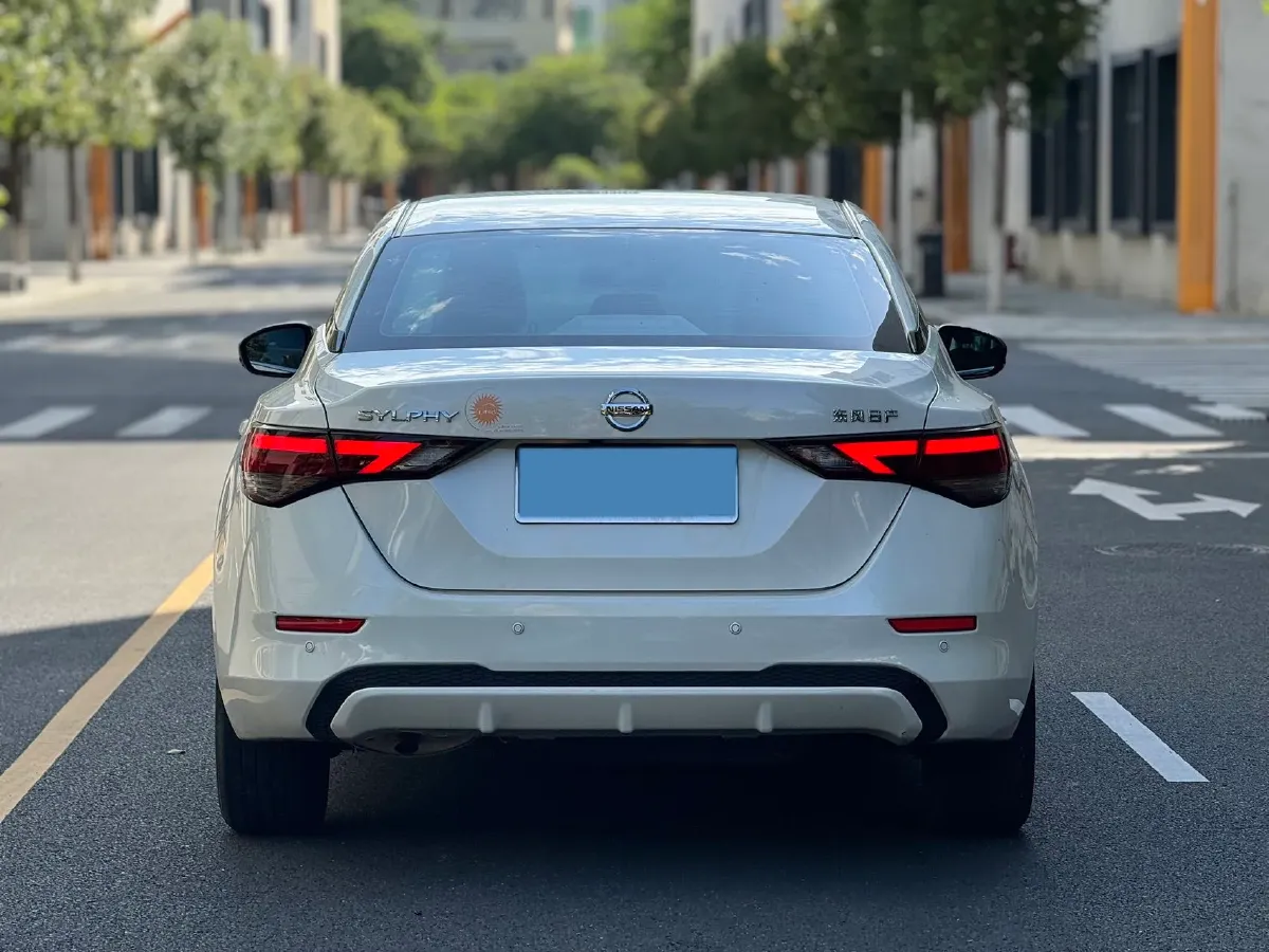 2022 Nissan Sylphy 1.6L 135HP L4 CVT,autocango,china used car exporter,china ev exporter,chinese used car exporter,chinese used ev exporter