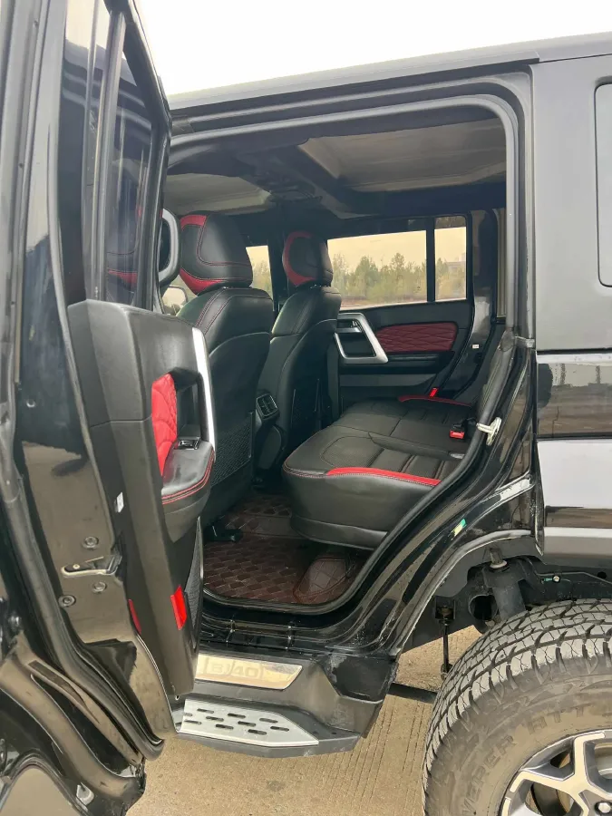 2018 Beijing BJ40 2.3T 250HP L4 6AT,autocango,china used car exporter,china ev exporter,chinese used car exporter,chinese used ev exporter