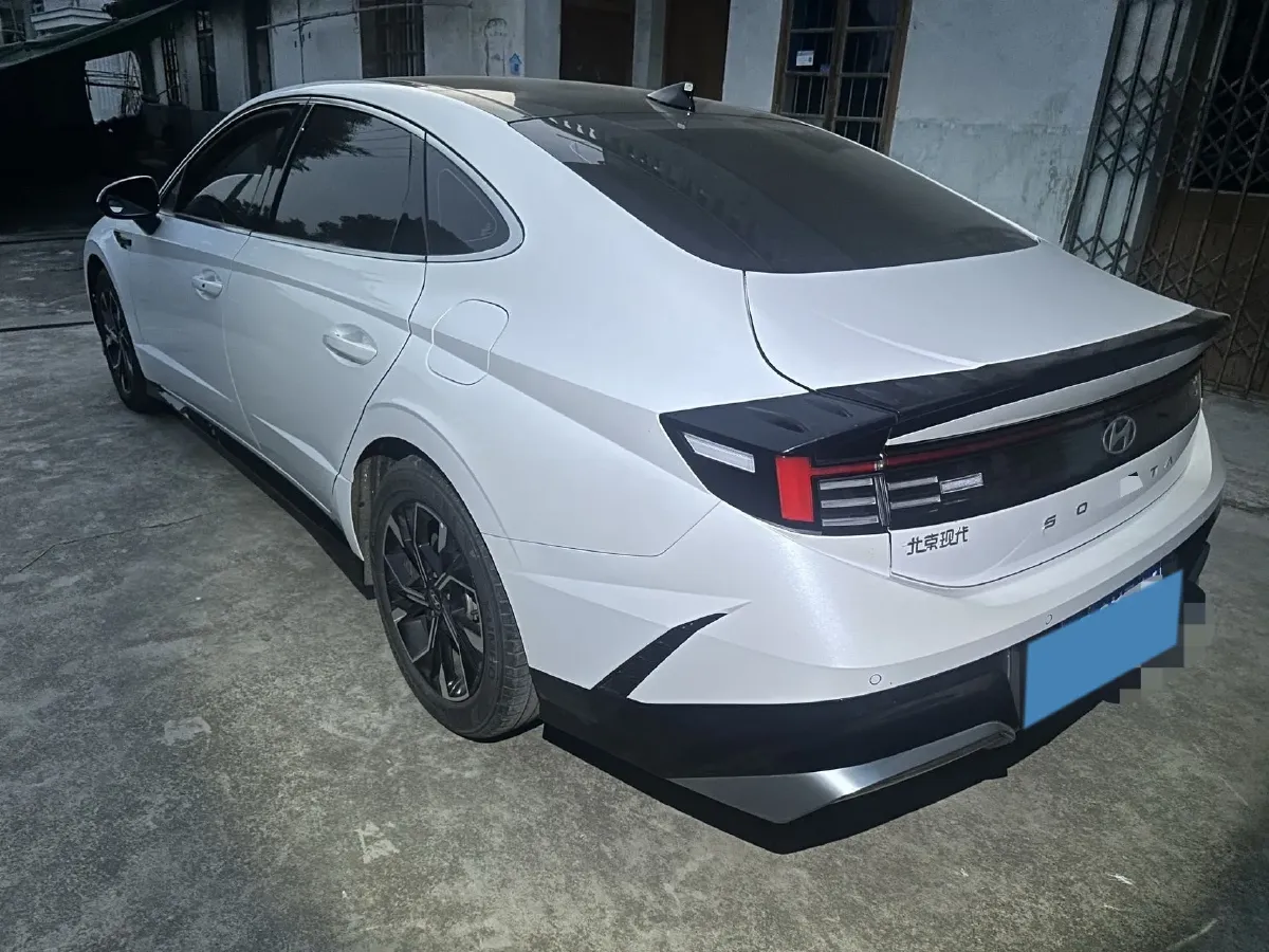 2024 Hyundai Sonata 1.5T 170HP L4 8AT,autocango,china used car exporter,china ev exporter,chinese used car exporter,chinese used ev exporter