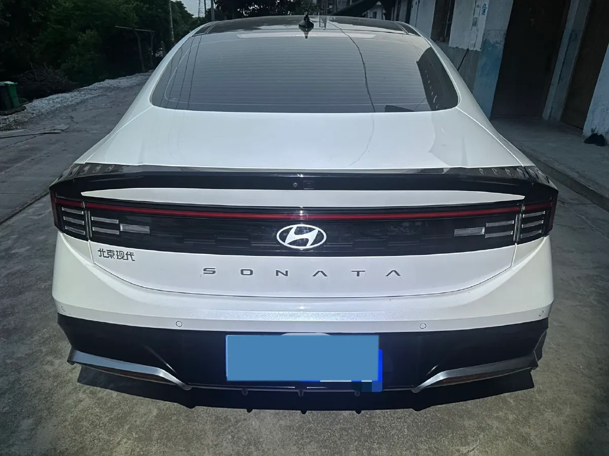 2024 Hyundai Sonata 1.5T 170HP L4 8AT,autocango,china used car exporter,china ev exporter,chinese used car exporter,chinese used ev exporter