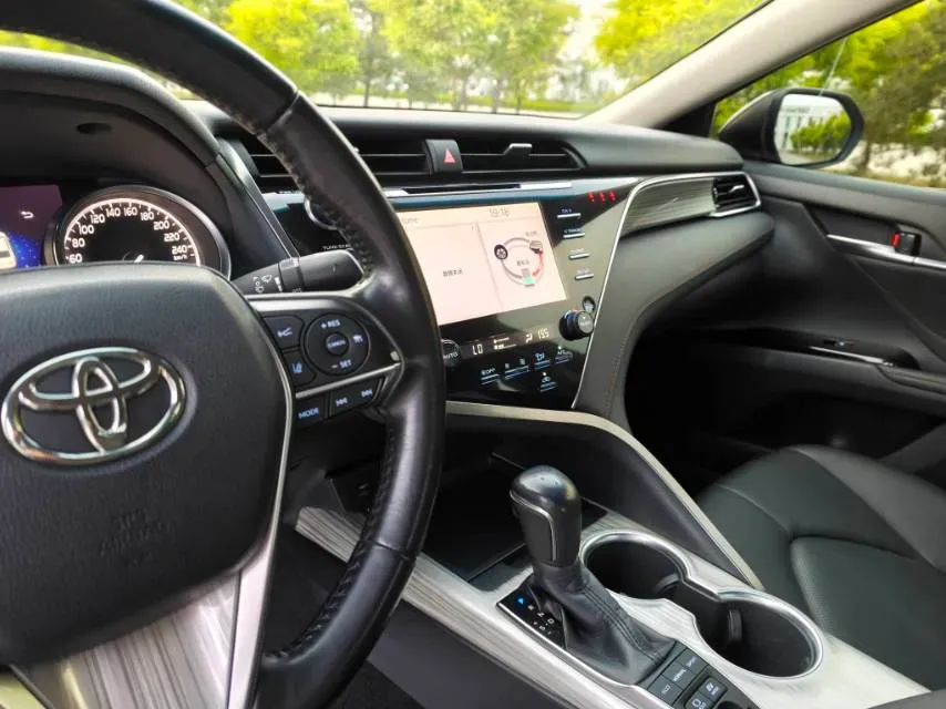 2018 Toyota Camry 2.5L 178HP L4 E-CVT Hybrid,autocango,china used car exporter,china ev exporter,chinese used car exporter,chinese used ev exporter