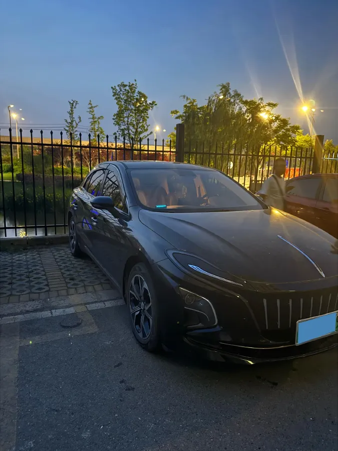 2022 HongQi E-QM5 BEV 54KWH,autocango,china used car exporter,china ev exporter,chinese used car exporter,chinese used ev exporter