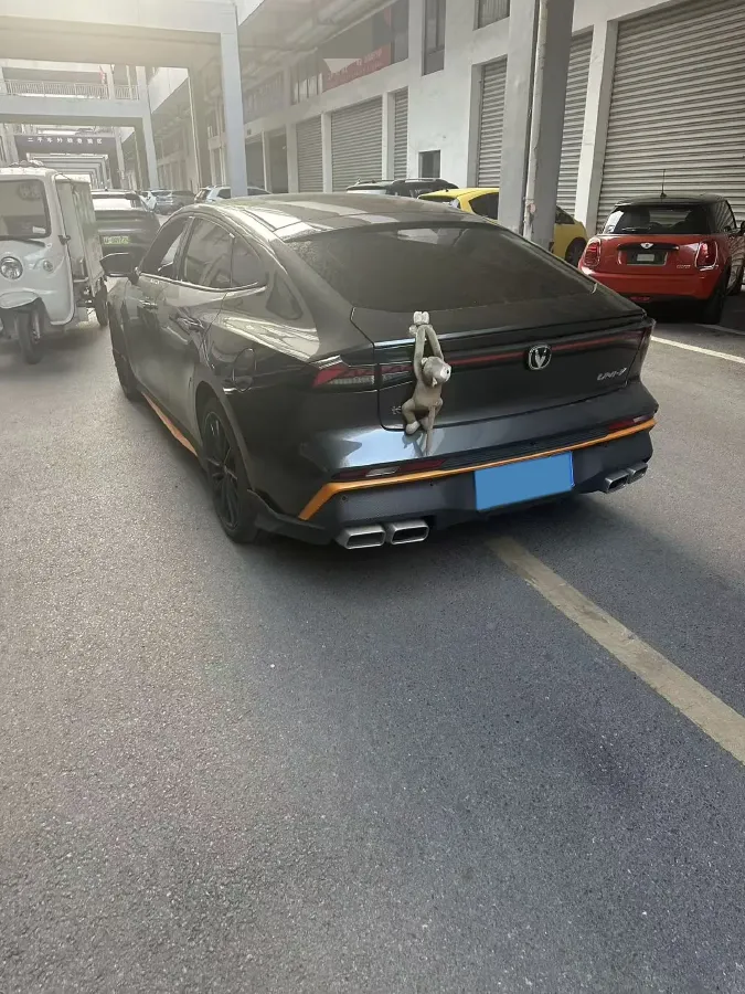 2024 ChangAn UNI-V 1.5T 188HP L4 7DCT,autocango,china used car exporter,china ev exporter,chinese used car exporter,chinese used ev exporter