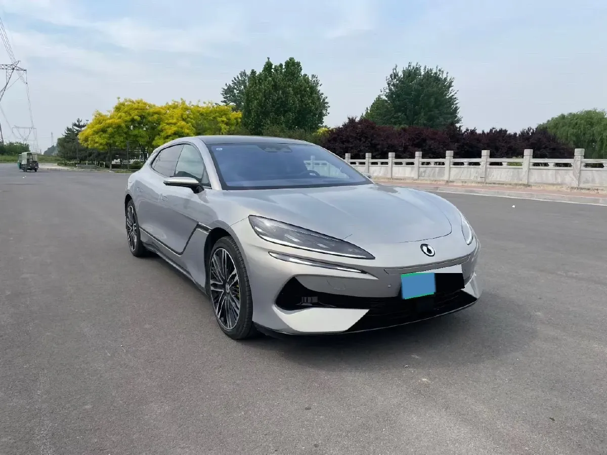 2024 Denza DenzaZ9GT 2.0T 207HP L4 E-CVT PHEV 38.5KWH,autocango,china used car exporter,china ev exporter,chinese used car exporter,chinese used ev exporter