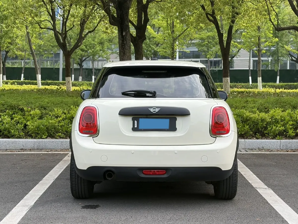 2019 MINI MINI 1.5T 102HP L3 7DCT,autocango,china used car exporter,china ev exporter,chinese used car exporter,chinese used ev exporter