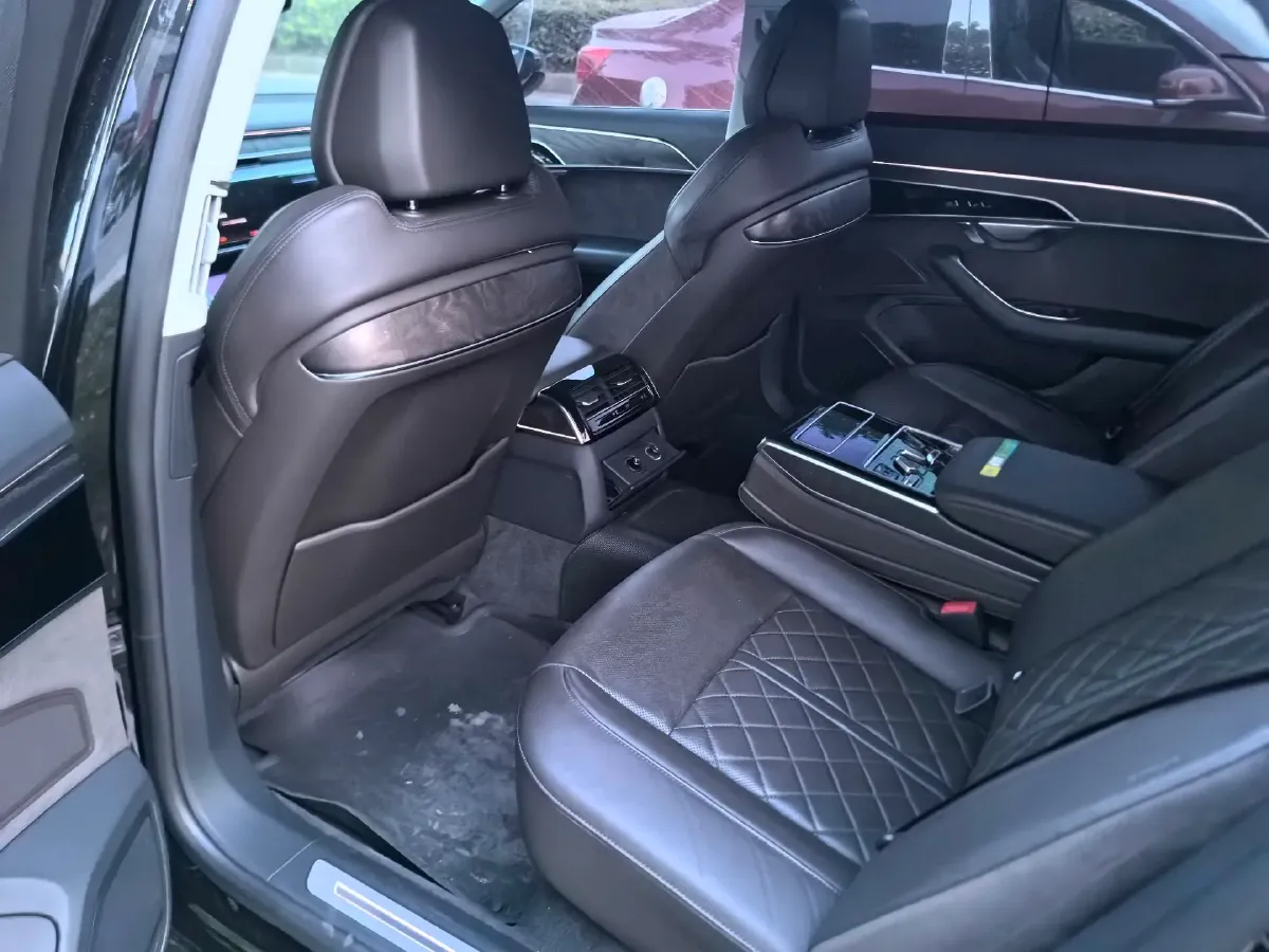 2021 Audi A8 3.0T 286HP V6 8AT,autocango,china used car exporter,china ev exporter,chinese used car exporter,chinese used ev exporter